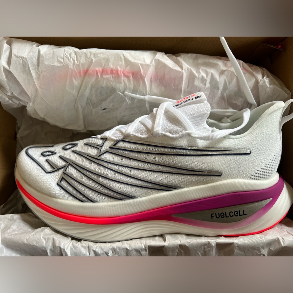 New Balance Fuelcell SC Elite v3 Performance Running Shoe Size W9